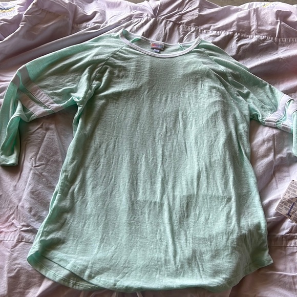 NWT Randy style LuLaRoe top sz L - Picture 2 of 4